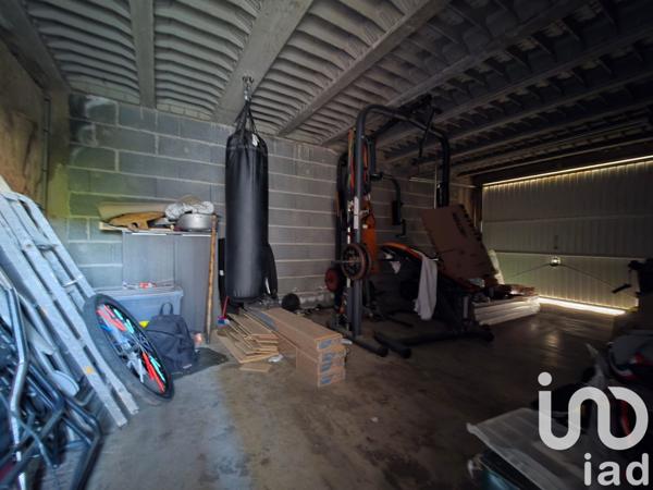 Building for sale 260 m² Bédarieux