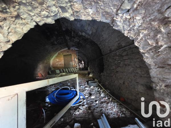 Building for sale 260 m² Bédarieux