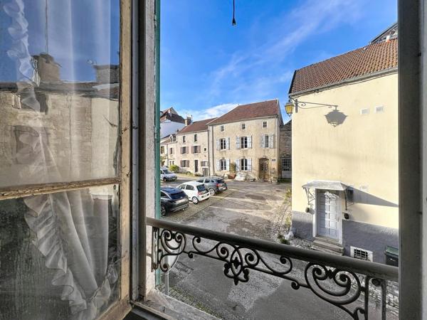 Maison de village à rénover – Champlitte