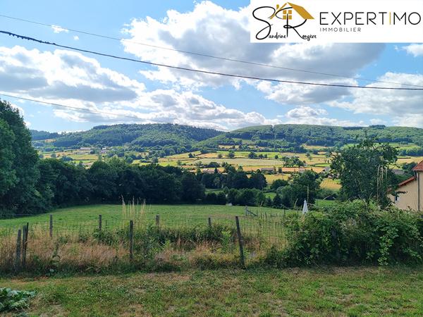 Teilhet (63560) Maison de 144 m² sur terrain de 4510 m² avec double garage à Teilhet (63560)