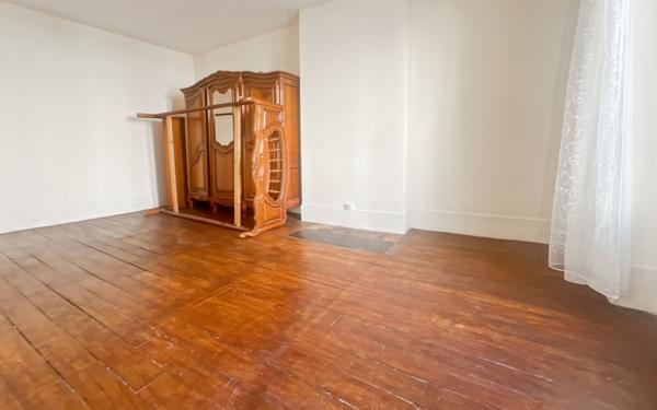 Appartement à vendre    2 pièces • 39 m2 Paris 11