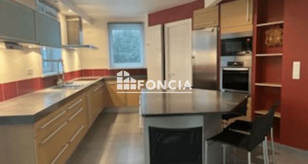 À vendre Maison 6 pièces 130 m² - Chierry 02400