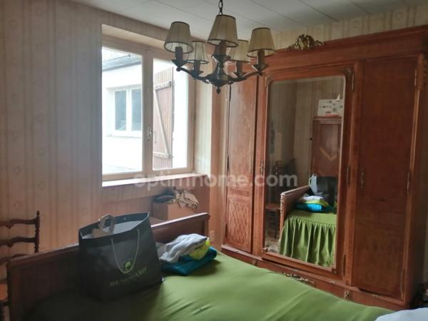 Longère à rénover à vendre 4 pièces grand garage GEVEZE (35)