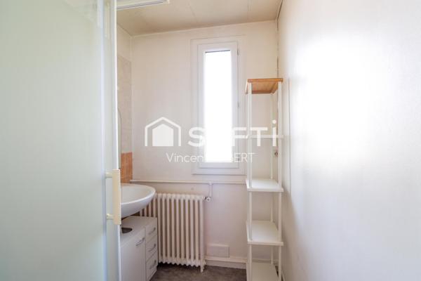 Appartrement T3 proche commerces et transports