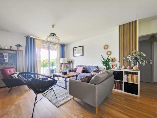 AUXONNE, Appartement T4 de 77 m² en bord de Saône