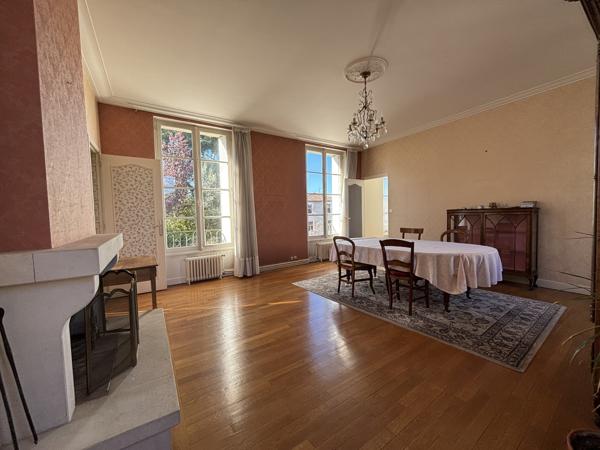 Appartement 5 pièce(s) 3 chambre(s) 129.82 m²