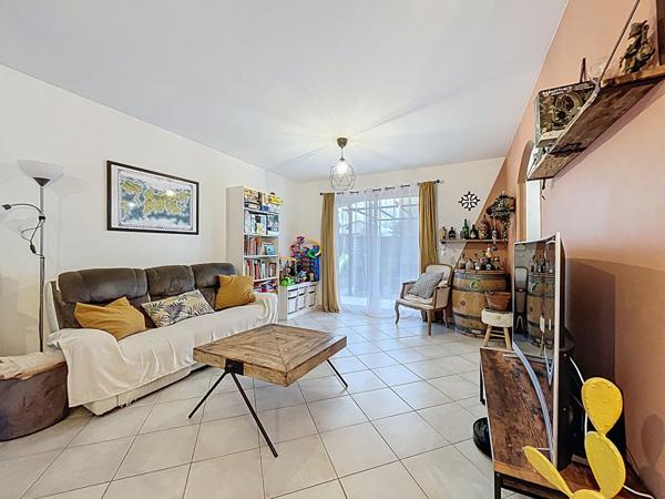 EXCLUSIVITE - MAISON DE 85 M² SUR 392 M² DE TERRAIN