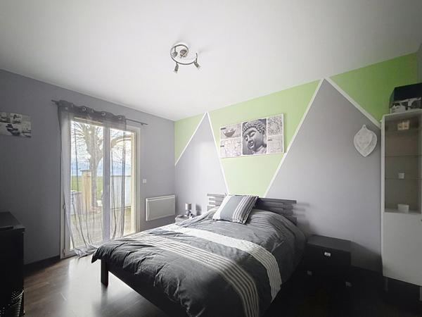 Maison Faramans 5 pièce(s) 125 m2, 4 chambres, au calme, garage et terrain clos