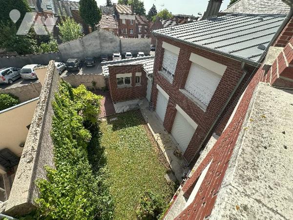 MAISON - CENTRE-VILLE - GARAGE - 6 CHAMBRES