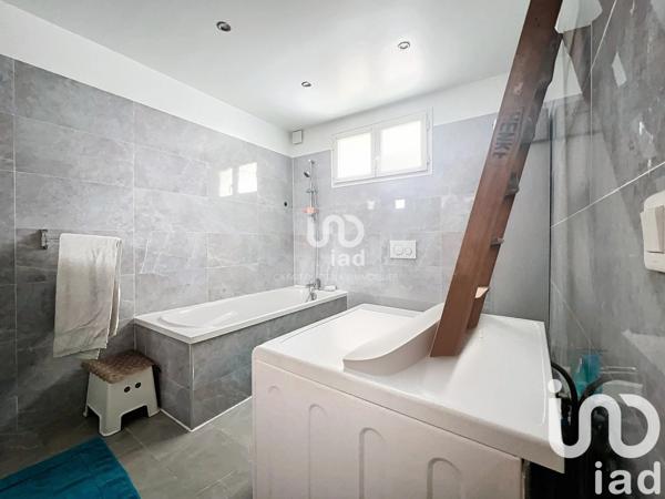 Maison à vendre 7 pièces 142 m² Beauchamp