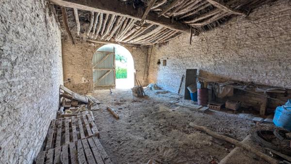 Grange 53 m2, NITRY (89)