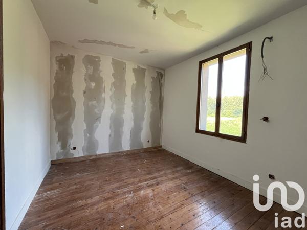 House for sale 4 rooms 90 m² Airel