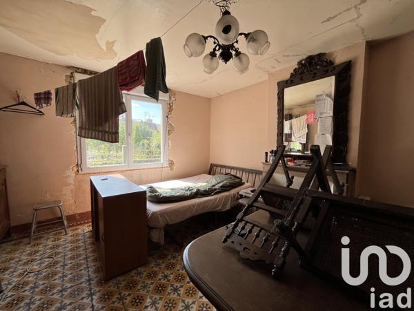 House for sale 4 rooms 90 m² Airel