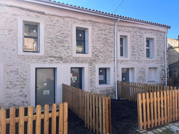 Saint-Sébastien-sur-Loire (44230) Maison en pierre rénovée de 88 m2 place du douet St Sébastien sur Loire