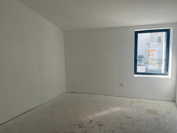 Saint-Sébastien-sur-Loire (44230) Maison en pierre rénovée de 88 m2 place du douet St Sébastien sur Loire