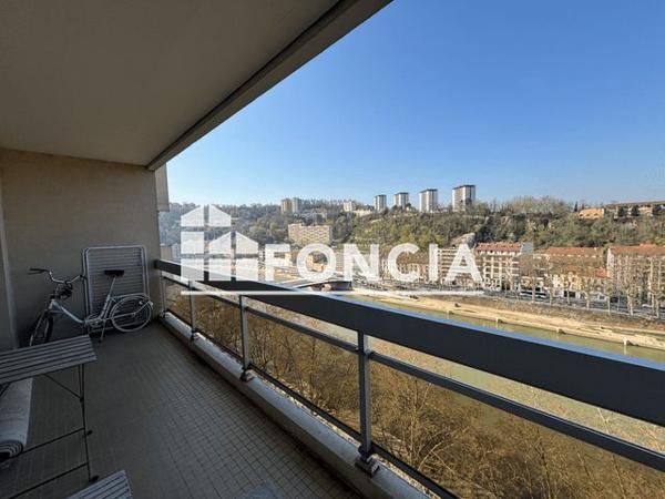 Location Appartement 3 pièces 97.4 m² - 1 QUAI JOSEPH GILLET Lyon 69004