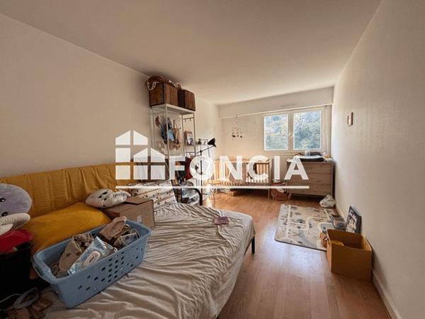 Location Appartement 3 pièces 97.4 m² - 1 QUAI JOSEPH GILLET Lyon 69004