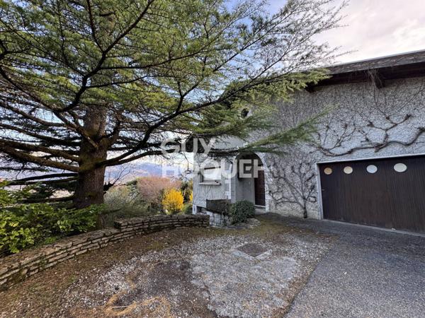 Vue panoramique sur Belledonne – Propriété rare à Saint-Ismier