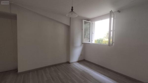 Maison individuelle à vendre à Baud dans le Morbihan (56150), ref : 065/1839   
Campagne