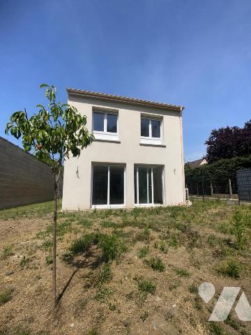 PIERRELAYE - MAISON NEUVE - PROCHE CENTRE VILLE - 4 CHAMBRES - TERRAIN 310m2