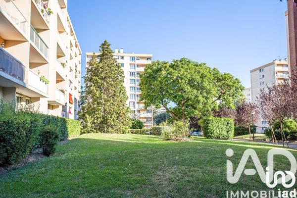 Appartement à vendre 4 pièces 79 m² Chilly-Mazarin