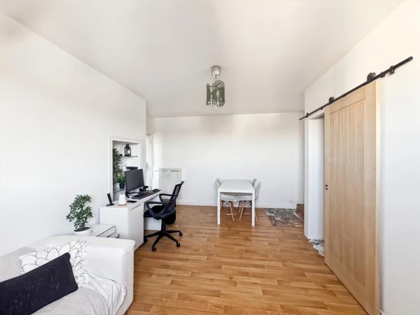 Appartement 2 pièces 48m2 avec balcon, parking et cave Dijon Montchapet (21)