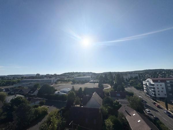 Appartement 2 pièces 48m2 avec balcon, parking et cave Dijon Montchapet (21)