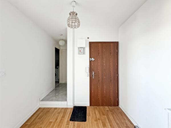 Appartement 2 pièces 48m2 avec balcon, parking et cave Dijon Montchapet (21)