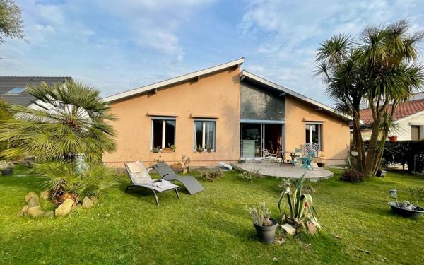 Maison à vendre    4 pièces • 90 m2 Pau