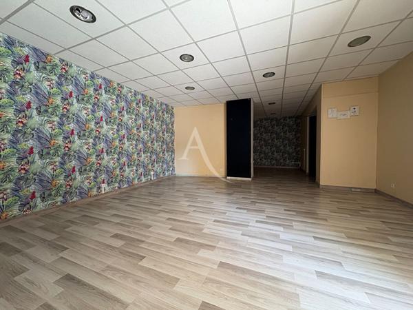 Local commercial centre ville