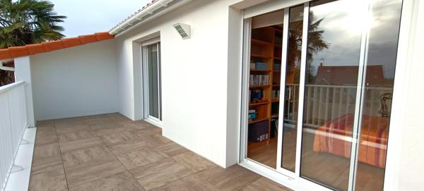 MAISON CONTEMPORAINE A CHOLET