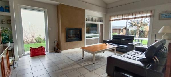 MAISON CONTEMPORAINE A CHOLET