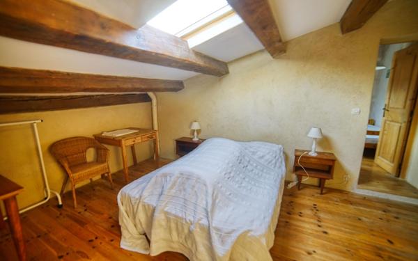 Maison à vendre    7 pièces • 240,32 m2 La Bastidonne