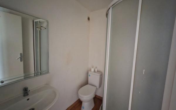 Appartement à louer    2 pièces • 25 m2 Carhaix-Plouguer