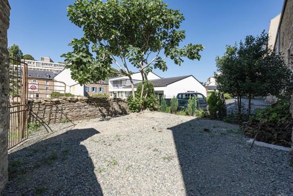 Immeuble à LANNION, 22300 - 110m²
