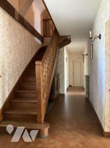 A VENDRE : Maison en pierre avec deux grandes dépendances sur 5.504m² de terrain, situées en ca...