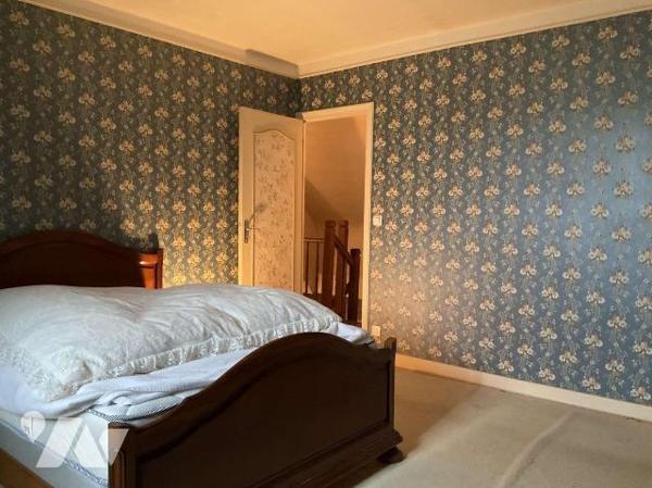 A VENDRE : Maison en pierre avec deux grandes dépendances sur 5.504m² de terrain, situées en ca...