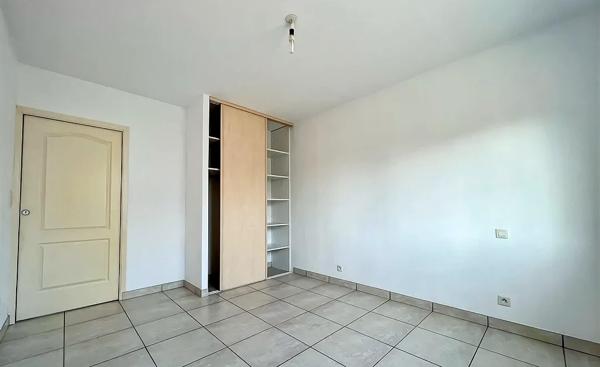 Maison de Plain pied T3 à proximité Port Olona