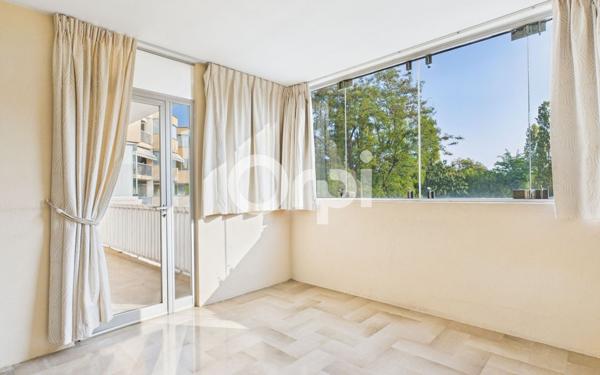 Appartement à vendre    2 pièces • 41 m2 Mandelieu-la-Napoule