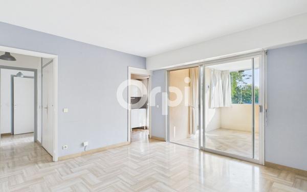 Appartement à vendre    2 pièces • 41 m2 Mandelieu-la-Napoule