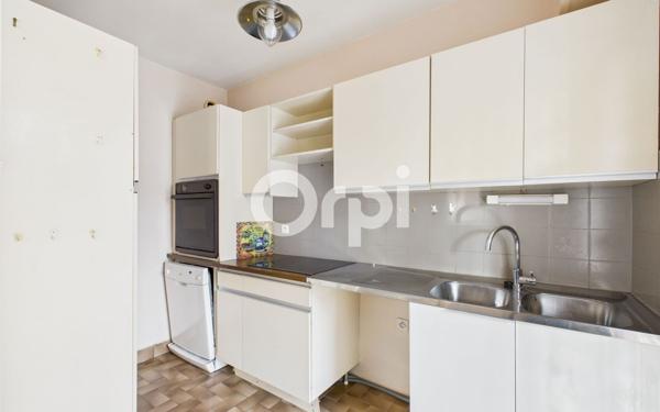 Appartement à vendre    2 pièces • 41 m2 Mandelieu-la-Napoule