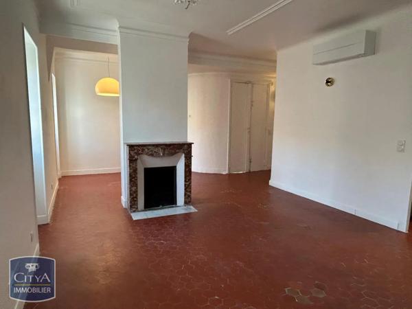 Local professionnel à louer 54.56m²