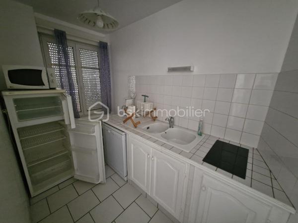 Immeuble mixte de 2 616 m²