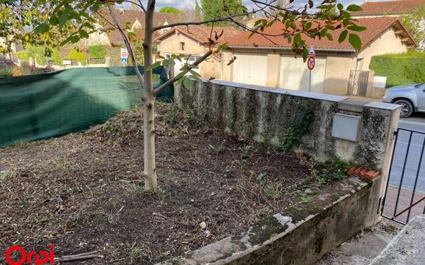 Appartement à louer    2 pièces • 31 m2 Lagarrigue