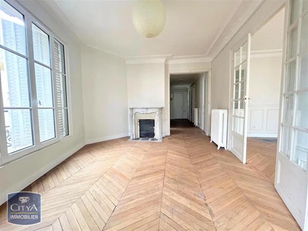Appartement à louer 4 pièces 80.75m²