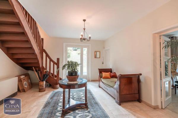 Maison à vendre 10 pièces 360m²