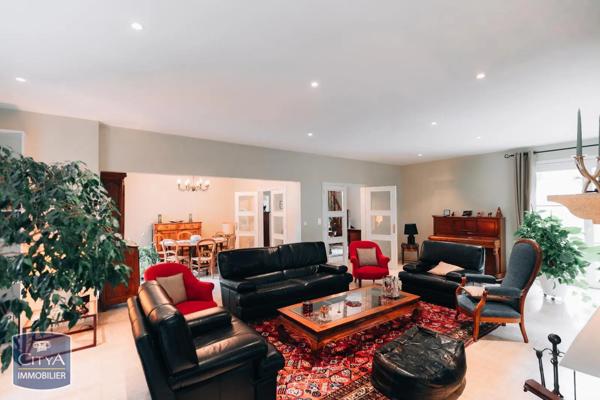 Maison à vendre 10 pièces 360m²