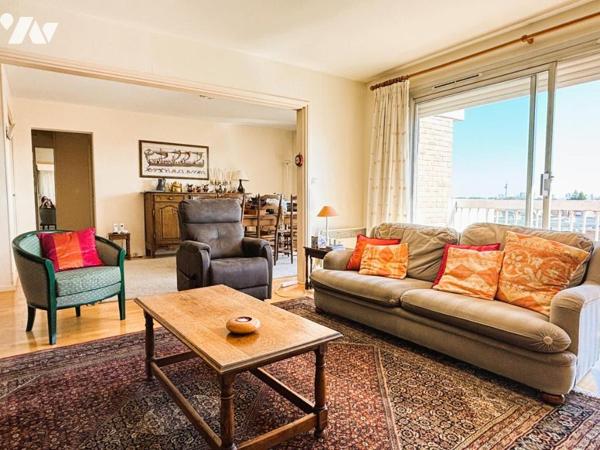 LILLE ST MAUR appartement Type 4 + garage et cave 