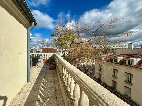 Appartement Poissy 2 pièce(s) 52 m2 €289 000 ** - Référence 8957