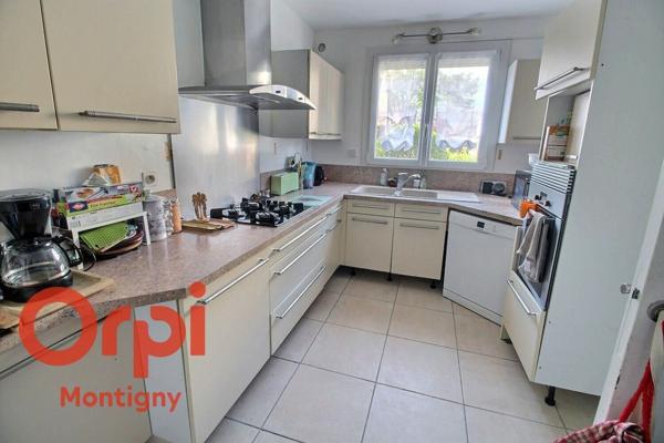 Maison à vendre    6 pièces • 126 m2 Montigny-le-Bretonneux